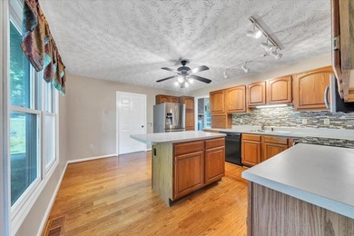 Enjoy breathtaking, majestic views of Fort Lewis Mountain from - photo 36
