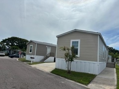 Silver Lake, a professionally managed, well-maintained - photo 9