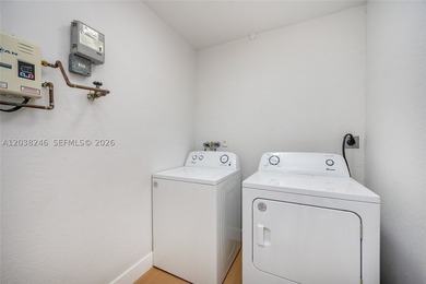 Beautifully remodeled 4-bedroom, 2-bathroom move-in ready home - photo 22