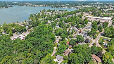 Welcome Home to 403 Mineral Springs Blvd! Imagine waking up in a - photo 36