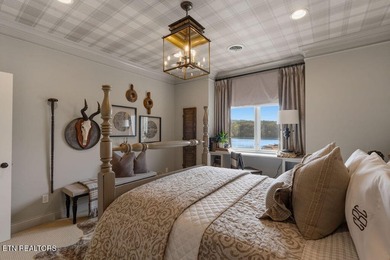 --LAKE LOUDON WATERFRONT LUXURY-- [Superb Updates / Astonishing - photo 37