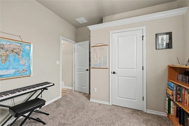 Welcome to this exceptional 4-bedroom, 2-bath home located in - photo 11