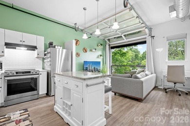 **LOCATION LOCATION LOCATION!** Live Life like you are on - photo 15