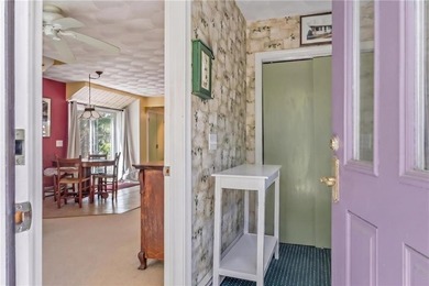 NATURE LOVERS RETREAT! Tucked away on a beautifully maintained - photo 19