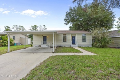Lake Home For Sale in Satsuma, Florida