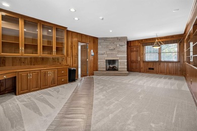 Timeless elegance spanning decades, this custom home was built - photo 22