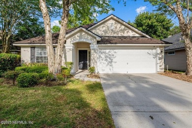 Doctors Lake Home Sale Pending in Fleming Island Florida