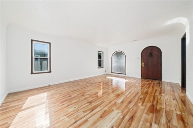 341 E Ellis - photo 6