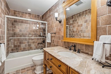 Welcome to Estates II Manhasset, an exquisitely updated Belaire - photo 11