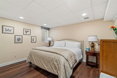 Welcome to Estates II Manhasset, an exquisitely updated Belaire - photo 13