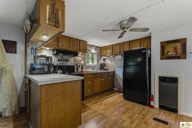 Looking for an affordable lake getaway, profitable  investment - photo 14