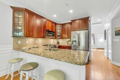 Welcome to effortless living in this beautifully maintained - photo 16