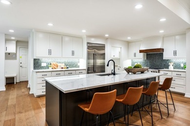 Fully Updated Custom Home in the highly desireable Prestonwood - photo 17