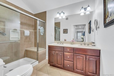 Welcome to effortless living in this beautifully maintained - photo 25