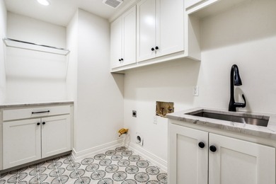 Fully Updated Custom Home in the highly desireable Prestonwood - photo 26