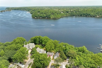 Opportunity knocks in one of Irondequoit's most unique bay and - photo 10