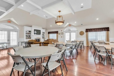 Welcome to effortless living in this beautifully maintained - photo 39
