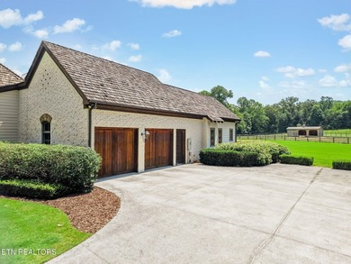 Welcome to a truly one-of-a-kind custom estate nestled on 17 - photo 47
