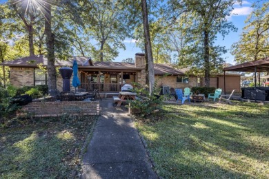 WONDERFUL WATERFRONT HOME ON TWO LOTS - Lake Home For Sale in Trinidad, Texas