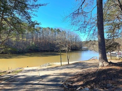 Lake Home For Sale in Gainesville, Georgia