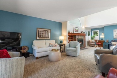 Nestled on a quiet Boulder cul-de-sac, this beautifully - photo 23