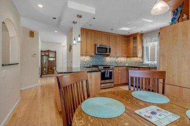 Nestled on a quiet Boulder cul-de-sac, this beautifully - photo 25