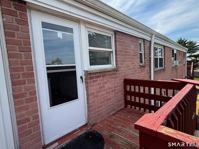 Welcome to 182 Seaton Road #B-4 This is a very well maintained - photo 2