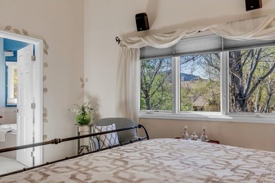 Nestled on a quiet Boulder cul-de-sac, this beautifully - photo 33