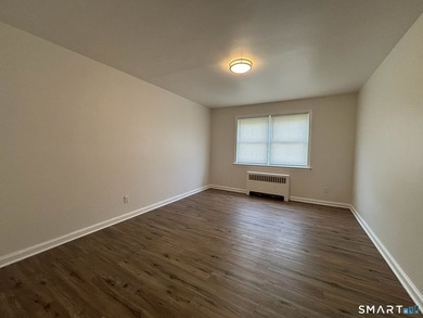 Welcome to 182 Seaton Road #B-4 This is a very well maintained - photo 5