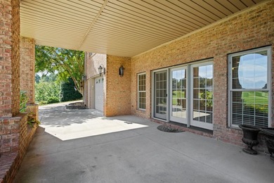 Luxury Brick Home on Golf Course with Pond View-3BR|4.5BA| 4-Car - photo 38
