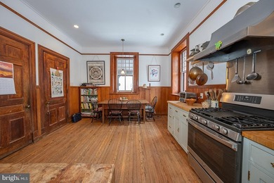 Approximately 4,630 square feet, five bedrooms, three and a half - photo 38