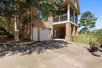 Luxury Brick Home on Golf Course with Pond View-3BR|4.5BA| 4-Car - photo 40