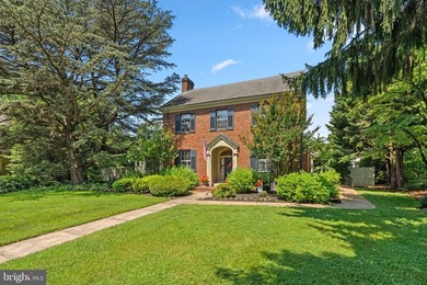 OPEN HOUSE, SUNDAY 12-2pm on July 19th - A Refreshing & Rare - photo 4