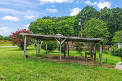 A genuine country bargain in Kerr lake Region! The 3 Bedroom, 2 - photo 4