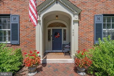 OPEN HOUSE, SUNDAY 12-2pm on July 19th - A Refreshing & Rare - photo 6
