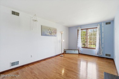 PRICE IMPROVEMENT! Now offered at $999,999! Stunning all-brick - photo 17