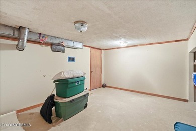 PRICE IMPROVEMENT! Now offered at $999,999! Stunning all-brick - photo 18