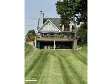 Lake Home Sale Pending in Saint Clair, Michigan