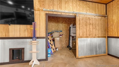 Outstanding commercial opportunity or the ultimate man cave! - photo 25