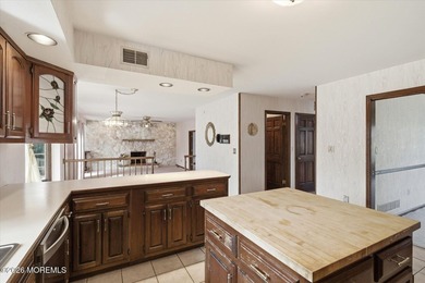 PRICE IMPROVEMENT! Now offered at $999,999! Stunning all-brick - photo 28