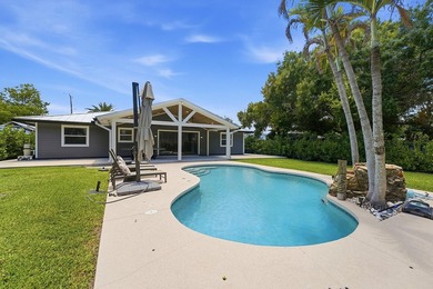 Welcome to this beautiful 4 bedroom 2 bathroom pool home in - photo 34