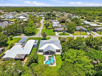 Welcome to this beautiful 4 bedroom 2 bathroom pool home in - photo 47