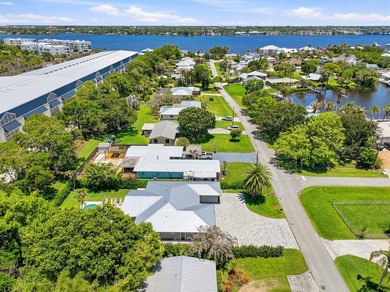 Welcome to this beautiful 4 bedroom 2 bathroom pool home in - photo 48
