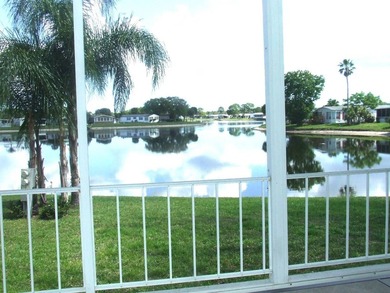 SPECTACULAR VIEW OF THE LAKE-LARGE 3 BEDROOM/ 2 BATH- LAMINATE - photo 9
