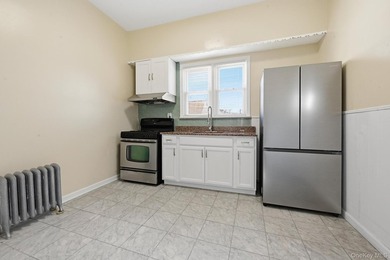 With proper permits, this home offers excellent mother-daughter - photo 4