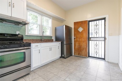 With proper permits, this home offers excellent mother-daughter - photo 5