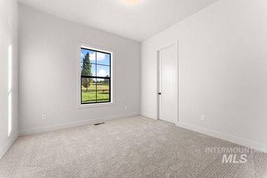 Brand-new luxury single-level home on nearly one acre, backing - photo 23