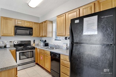 Charming 1 bedroom/1 bath condo turn-key. Beautiful updated - photo 4