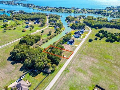 Lake Lot For Sale in Corsicana, Texas