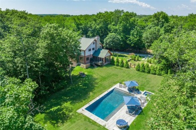 (private lake, pond, creek) Home For Sale in Southold New York